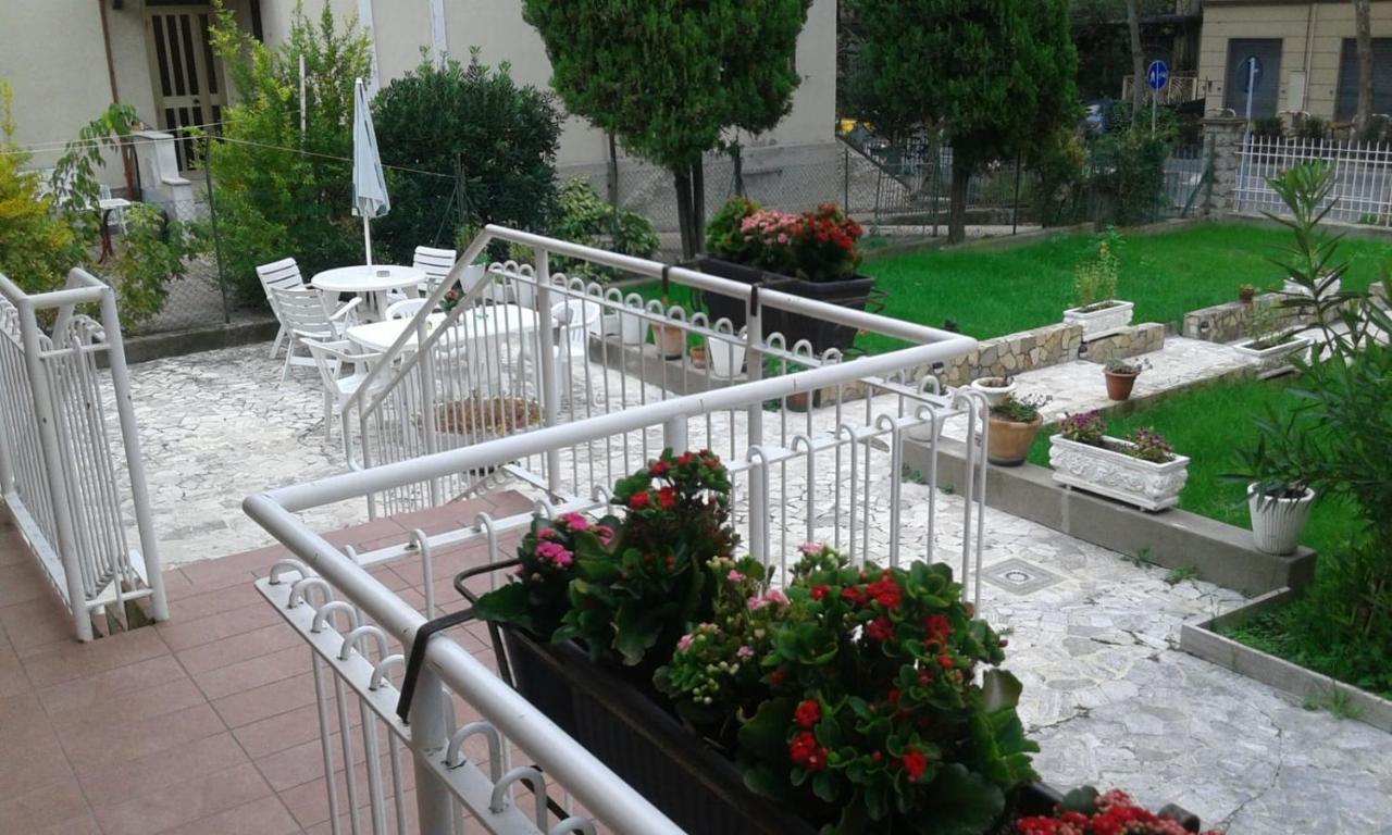 Domus Cesena Hotell Exteriör bild