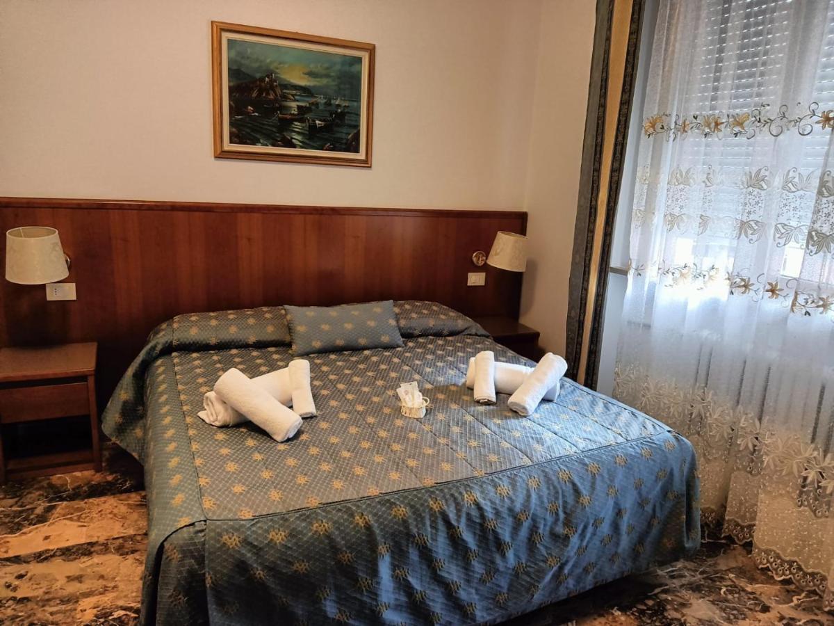 Domus Cesena Hotell Exteriör bild