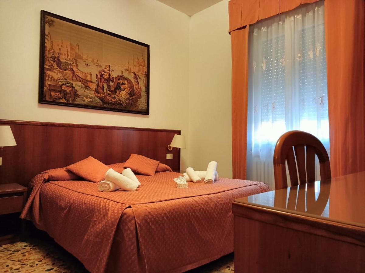 Domus Cesena Hotell Exteriör bild