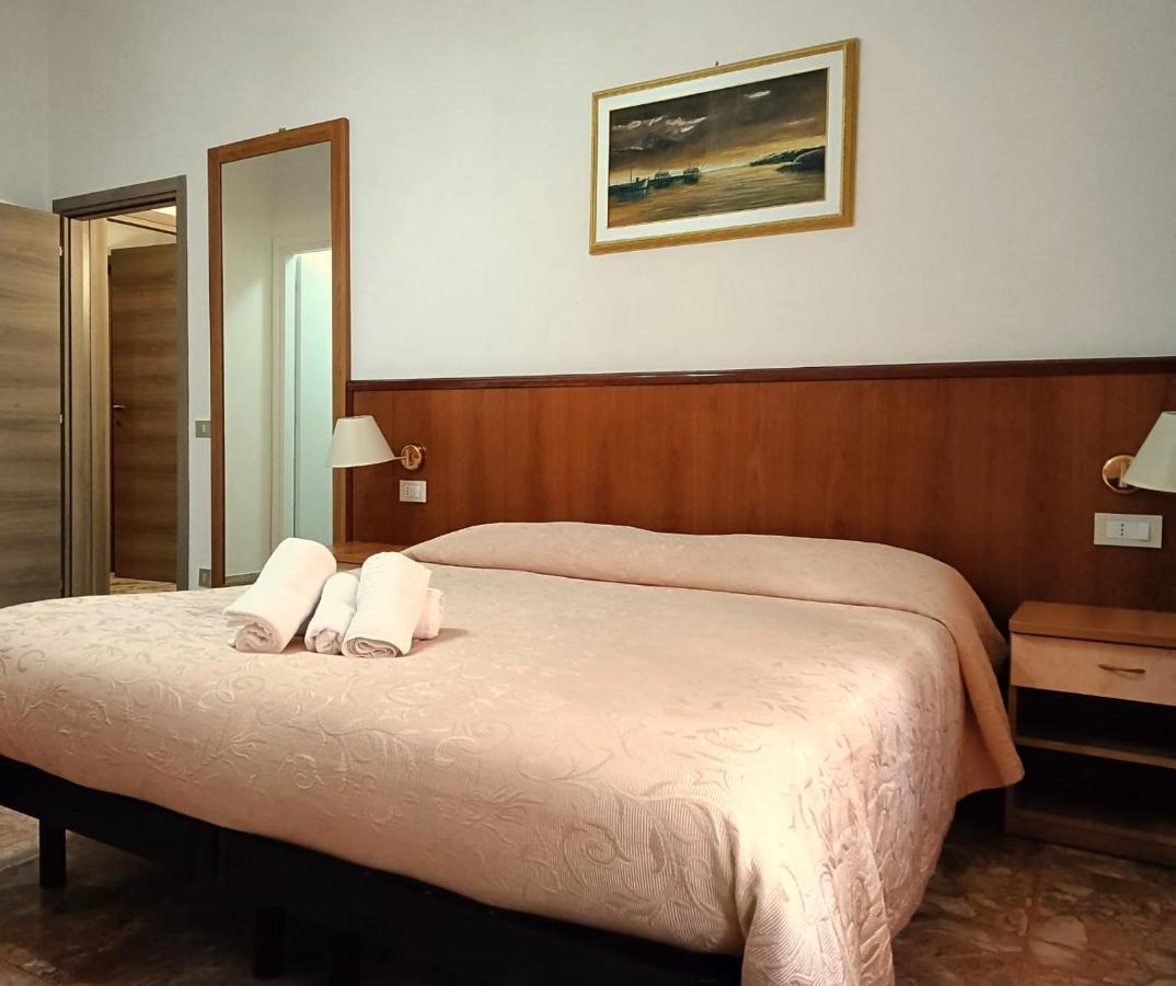 Domus Cesena Hotell Exteriör bild